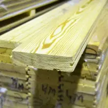 Доска пола из лиственницы толщиной 35 мм